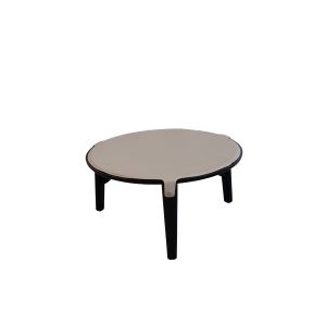 Mesa de Centro clássica com capa de couro