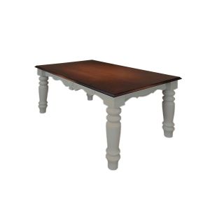 Mesa de jantar clássica com tampo amadeirado