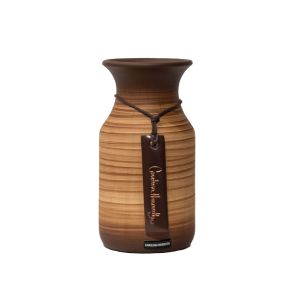 Vaso De Cerâmica Em Tons De Marrom